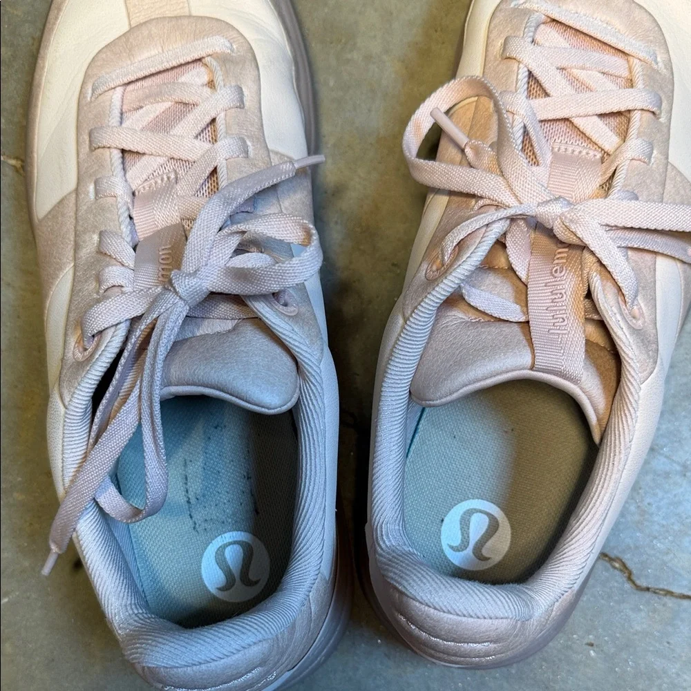 Lululemon Athletica Women's Blush Sneakers - Picture 7 of 8